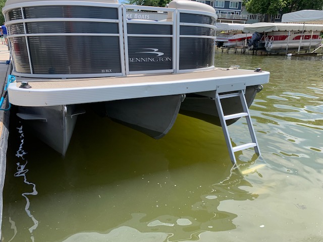 2001 Cobalt 232 Swim Platform Install #2